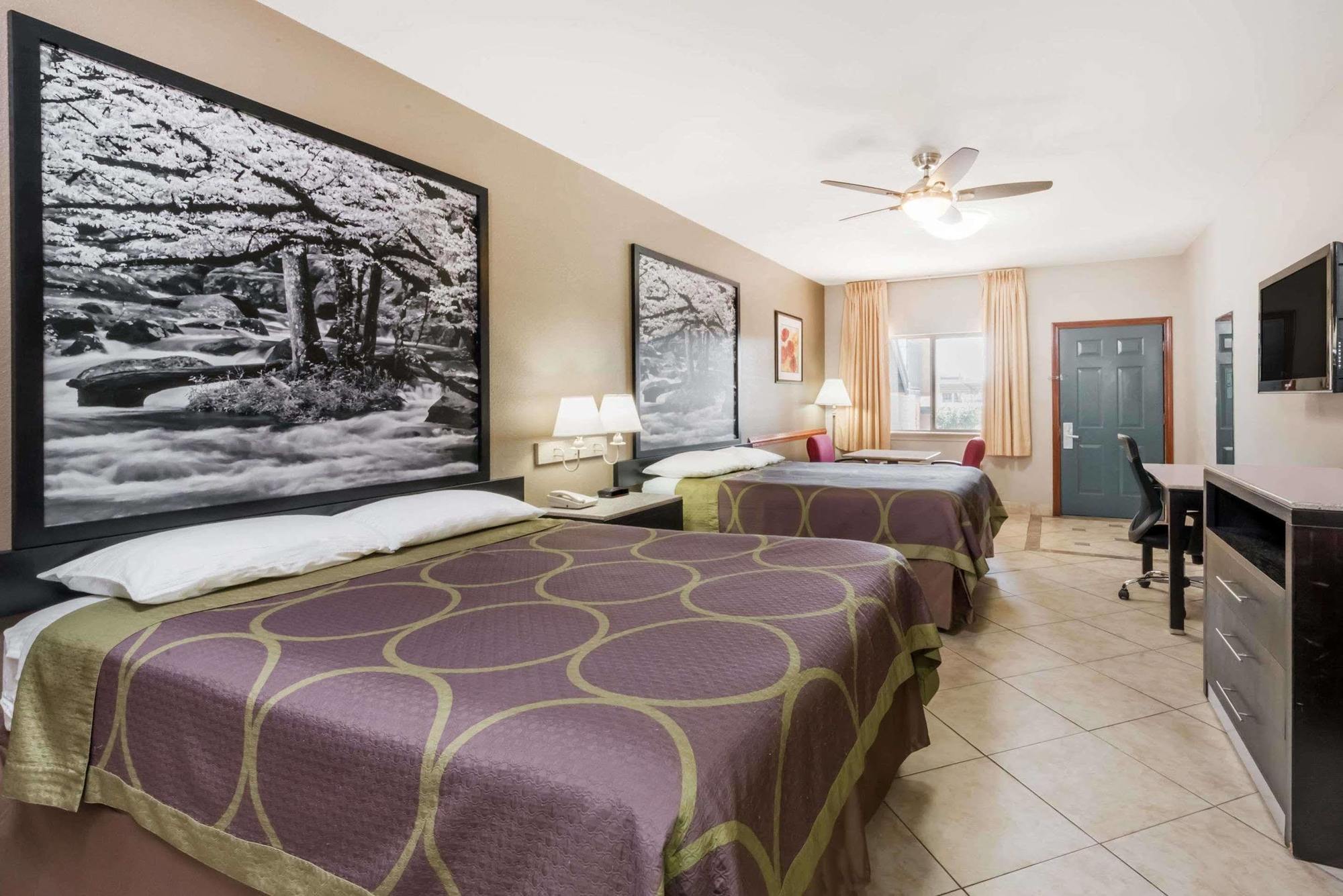 Super 8 Donna Otel Dış mekan fotoğraf